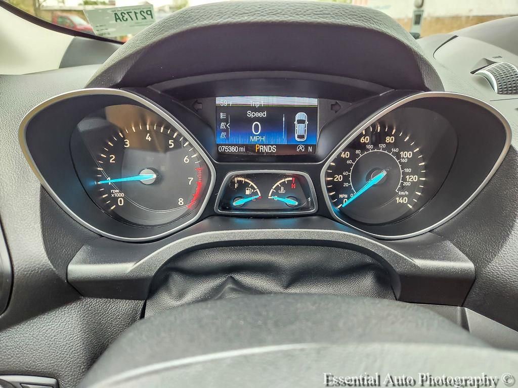Used 2017 Ford Escape SE w/ Equipment Group 201A AWD/4WD image 5