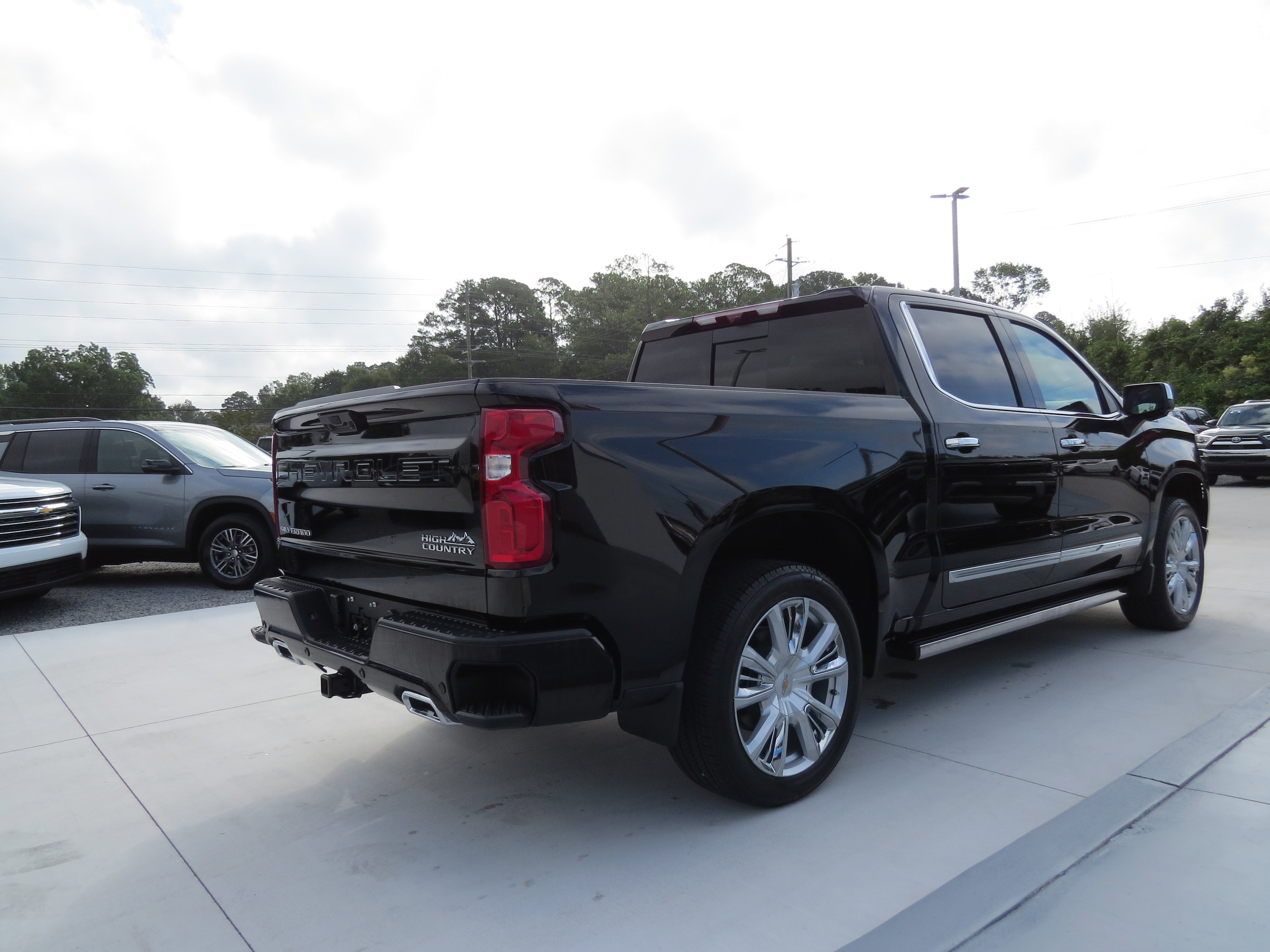 New 2026 Chevrolet Silverado 1500 High Country image 4