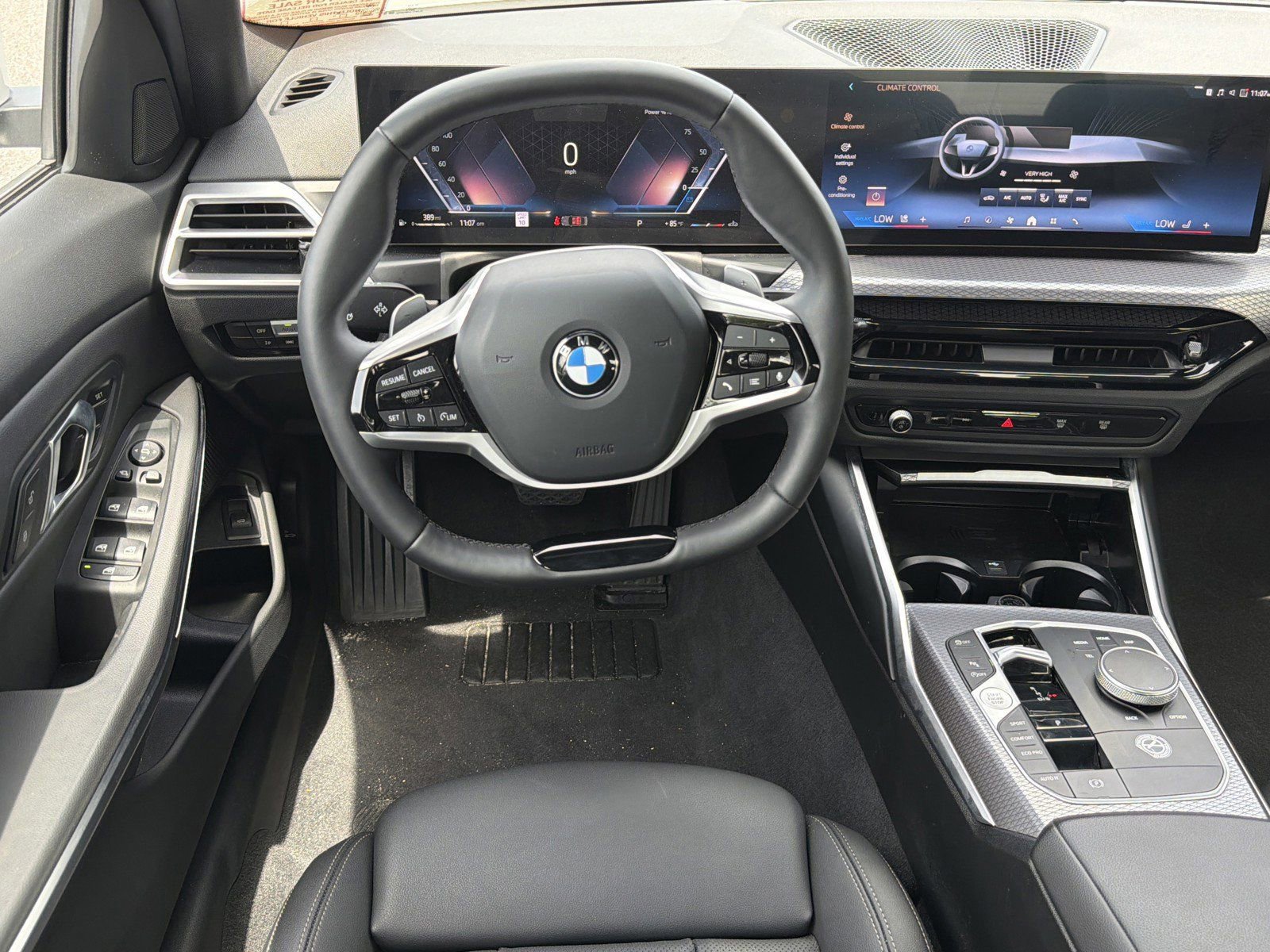Certified 2025 BMW 330i xDrive Sedan AWD/4WD image 14
