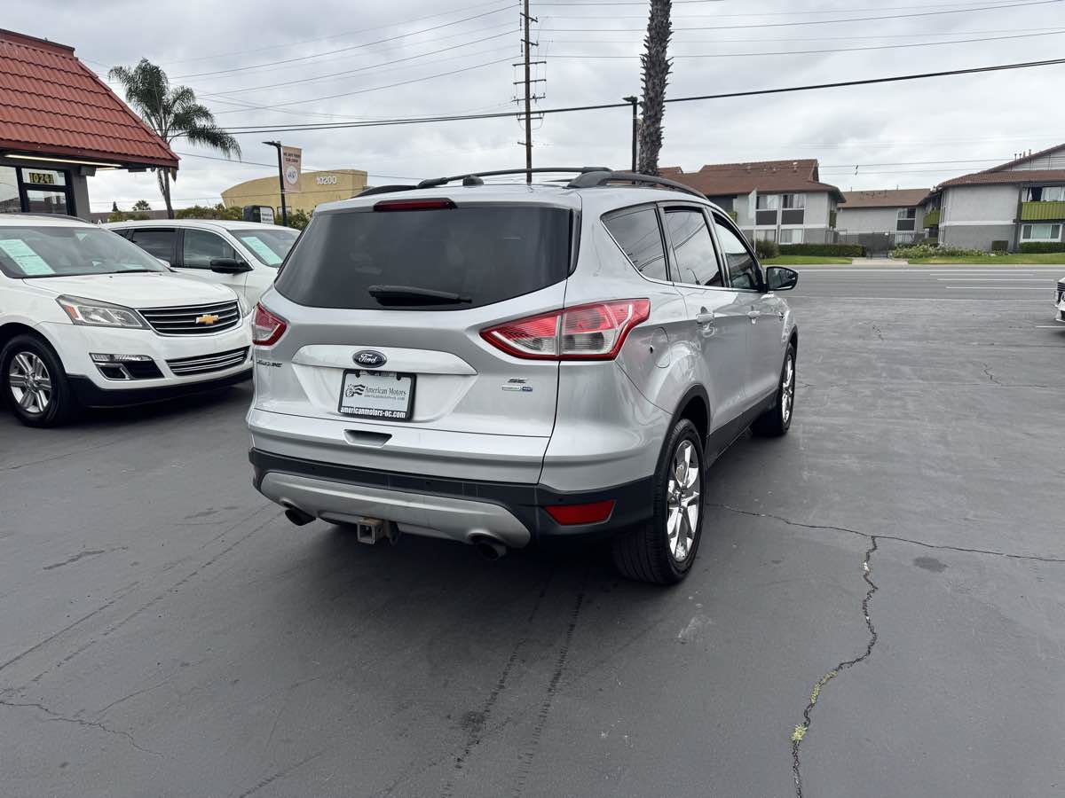 Used 2016 Ford Escape SE w/ SE Leather Comfort Package AWD/4WD image 5