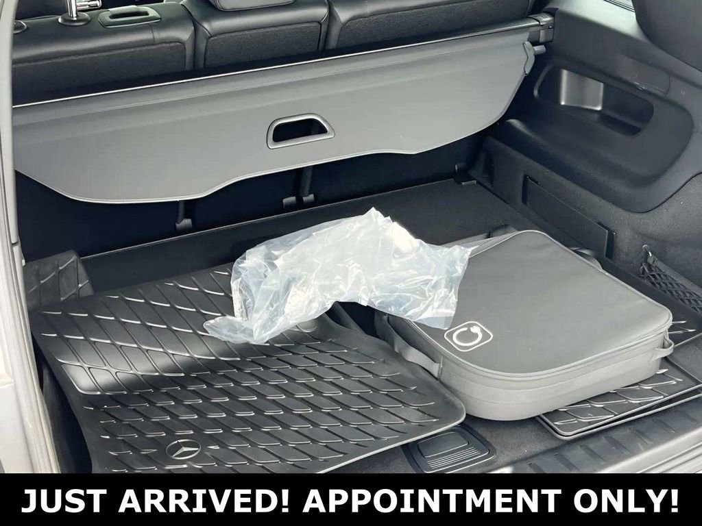 Used 2023 Mercedes-Benz EQB 350 4MATIC SUV image 14