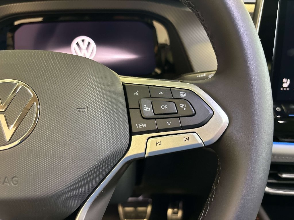 New 2026 Volkswagen Atlas Peak Edition AWD/4WD image 14
