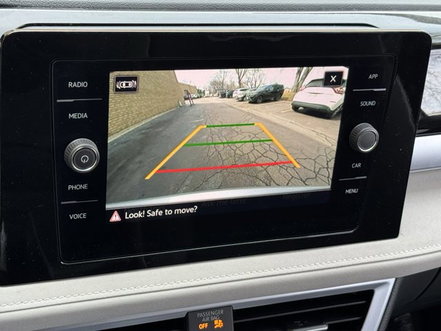 New 2026 Volkswagen Taos SE image 29