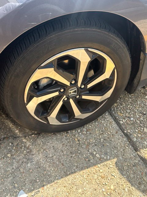 Used 2017 Honda Accord EX-L image 13