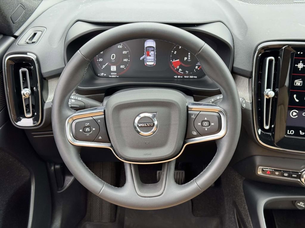 Used 2022 Volvo XC40 T5 Inscription w/ Advanced Package AWD/4WD image 15