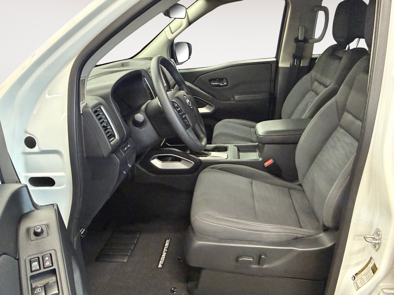 Used 2024 Nissan Frontier SV w/ Technology Package RWD image 22