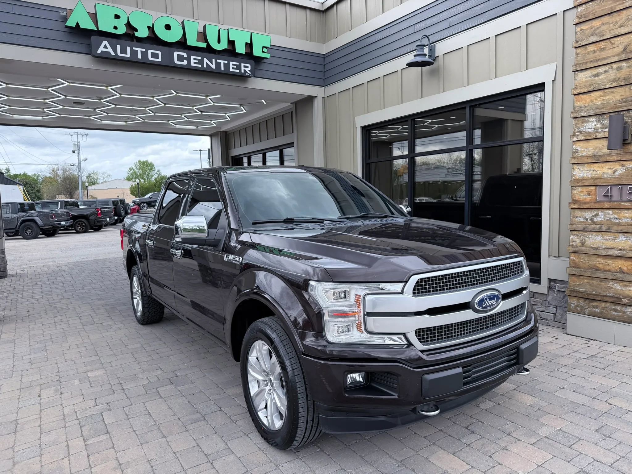 Used 2019 Ford F150 Platinum w/ Equipment Group 701A Luxury image 49