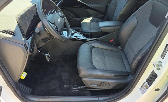 Used 2023 Kia Niro Wind w/ Wind Preserve Package FWD image 5