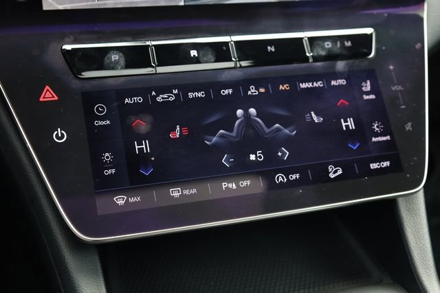 Used 2024 Maserati Grecale GT image 17