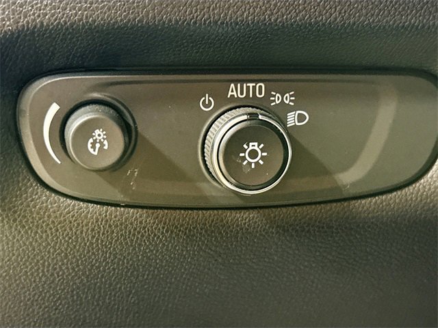 Used 2021 Chevrolet Traverse LS w/ LPO, Blackout Package image 12