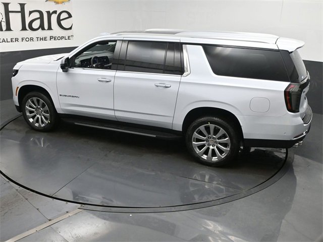 New 2026 Chevrolet Suburban Premier image 22