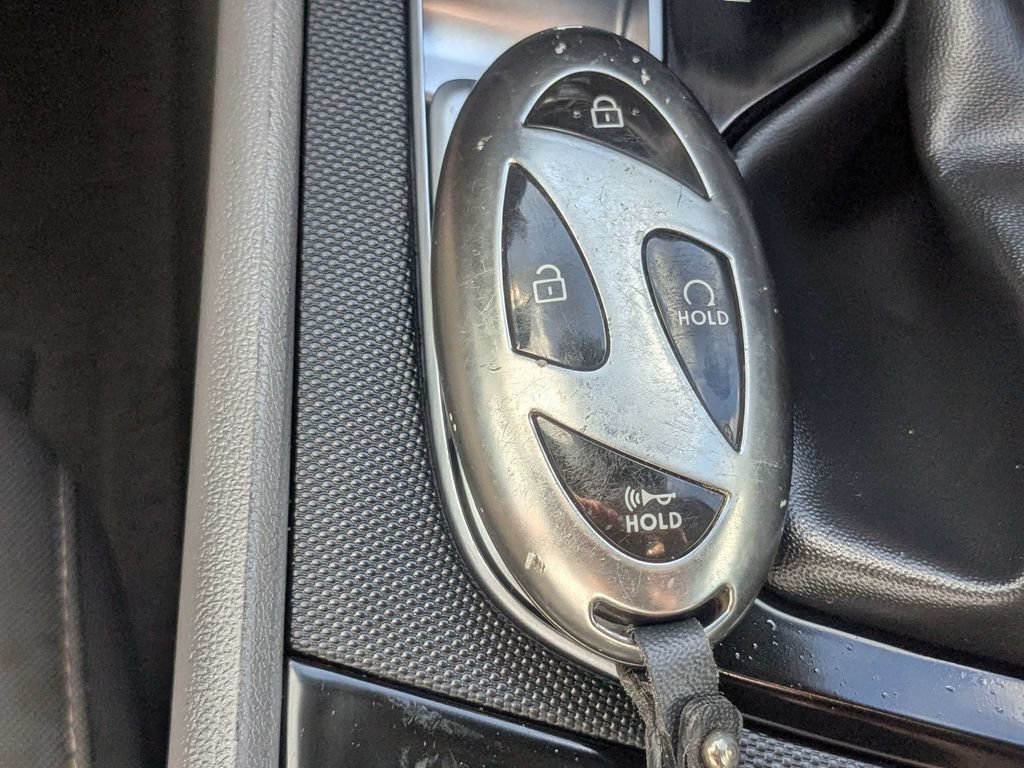 Used 2025 Hyundai Elantra SEL FWD image 37