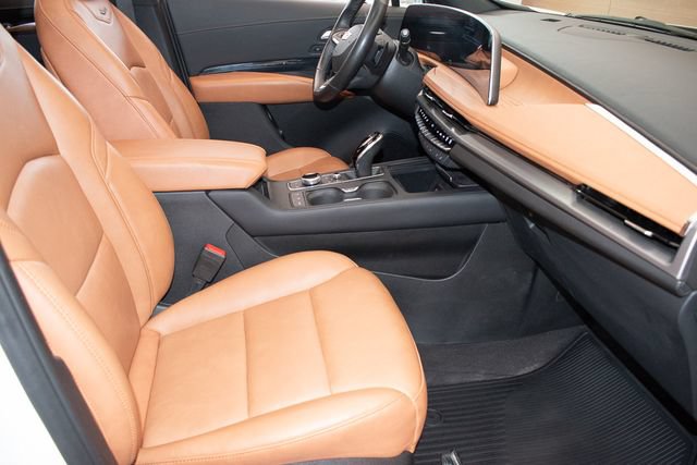 Used 2024 Cadillac XT4 Sport AWD/4WD image 10