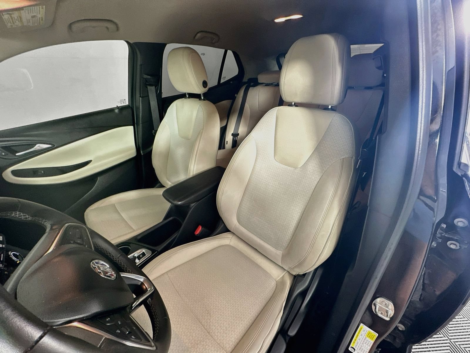 Used 2021 Buick Encore GX Preferred w/ Sport Touring Package FWD image 20