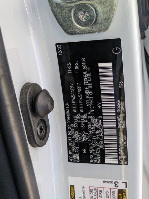Used 2024 Toyota 4Runner SR5 Premium image 33