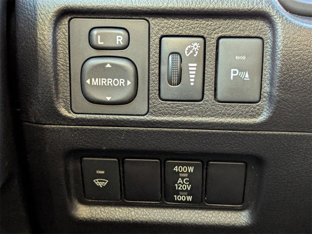 Used 2016 Toyota 4Runner Limited image 13