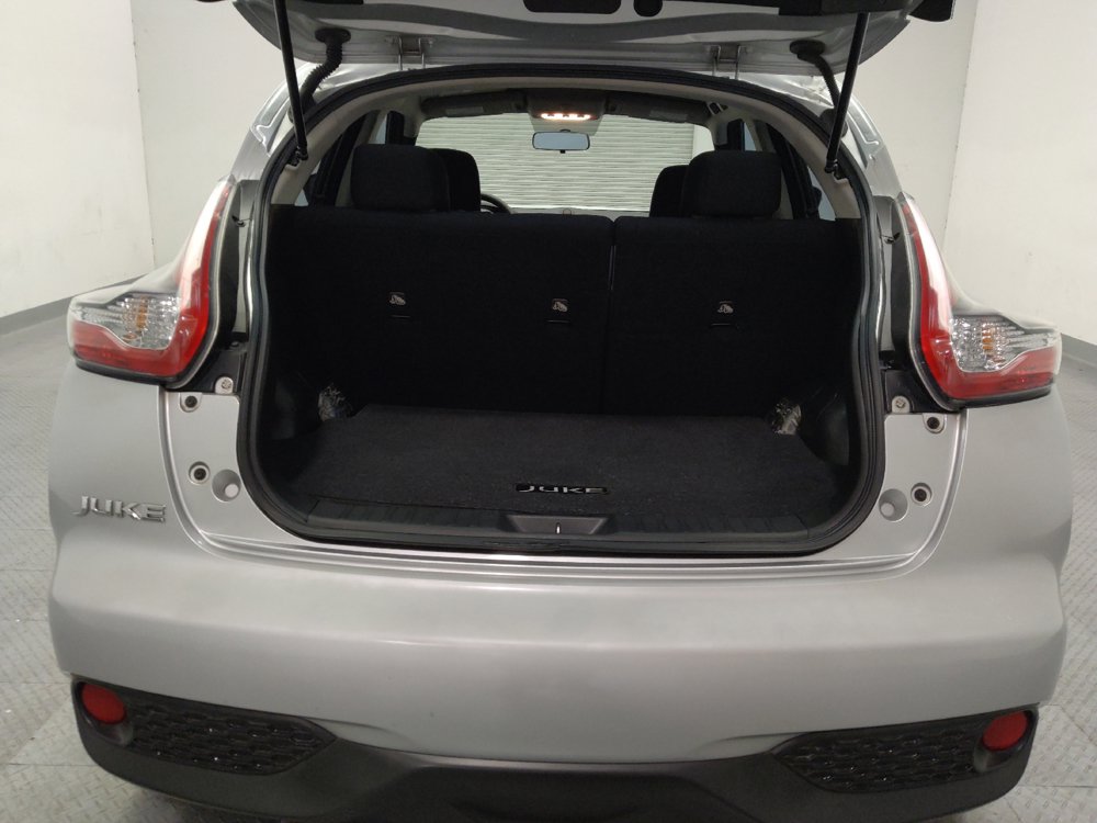 Used 2017 Nissan Juke S FWD image 29