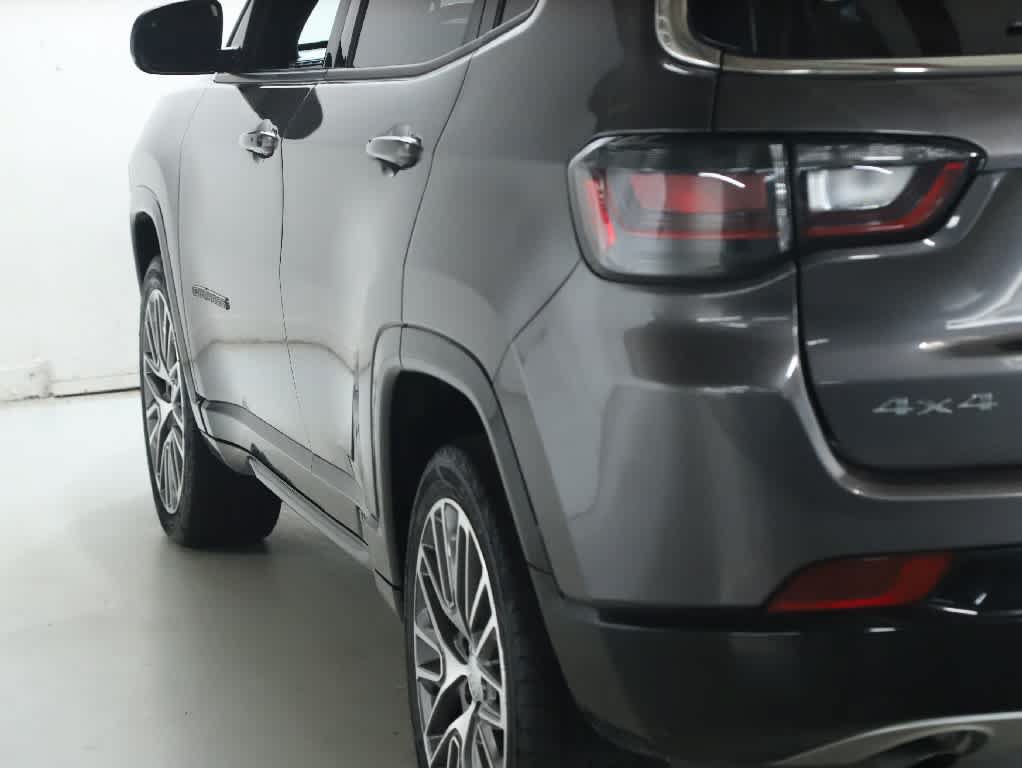 Used 2023 Jeep Compass Limited w/ Elite Group AWD/4WD image 41