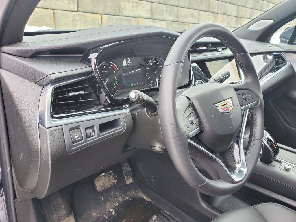 Certified 2024 Cadillac XT6 Premium Luxury w/ LPO, Floor Liner Package image 18