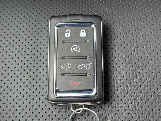 New 2026 Jeep Grand Wagoneer L Summit AWD/4WD image 24