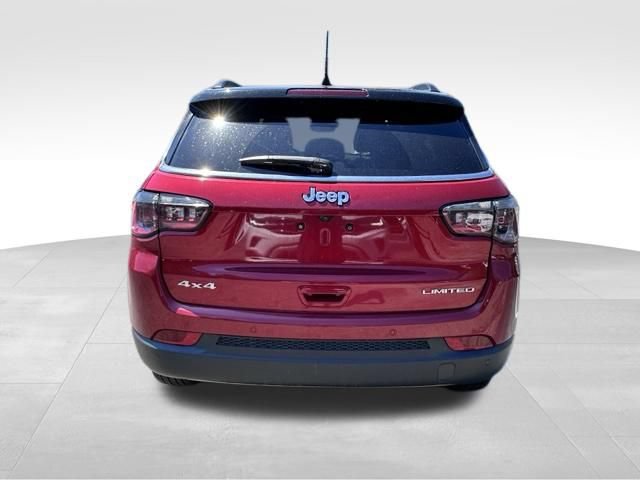 Used 2024 Jeep Compass Limited AWD/4WD image 5