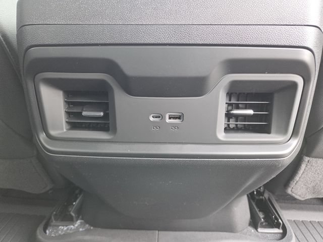 New 2026 Chevrolet Silverado 1500 RST w/ Dark Appearance Package AWD/4WD image 14