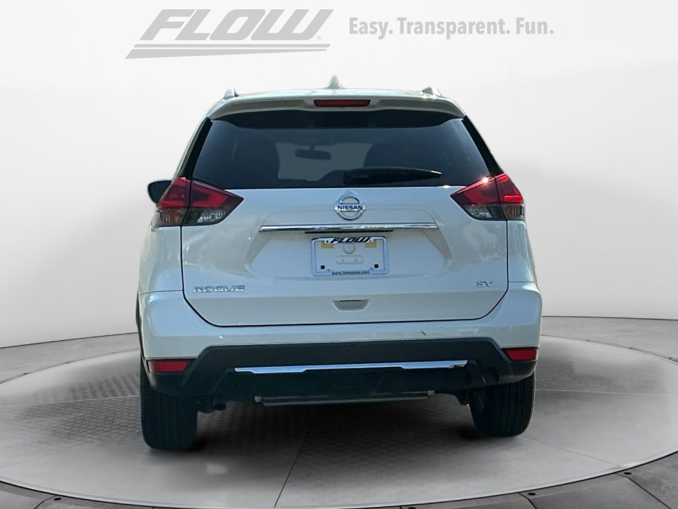 Used 2018 Nissan Rogue SV image 8