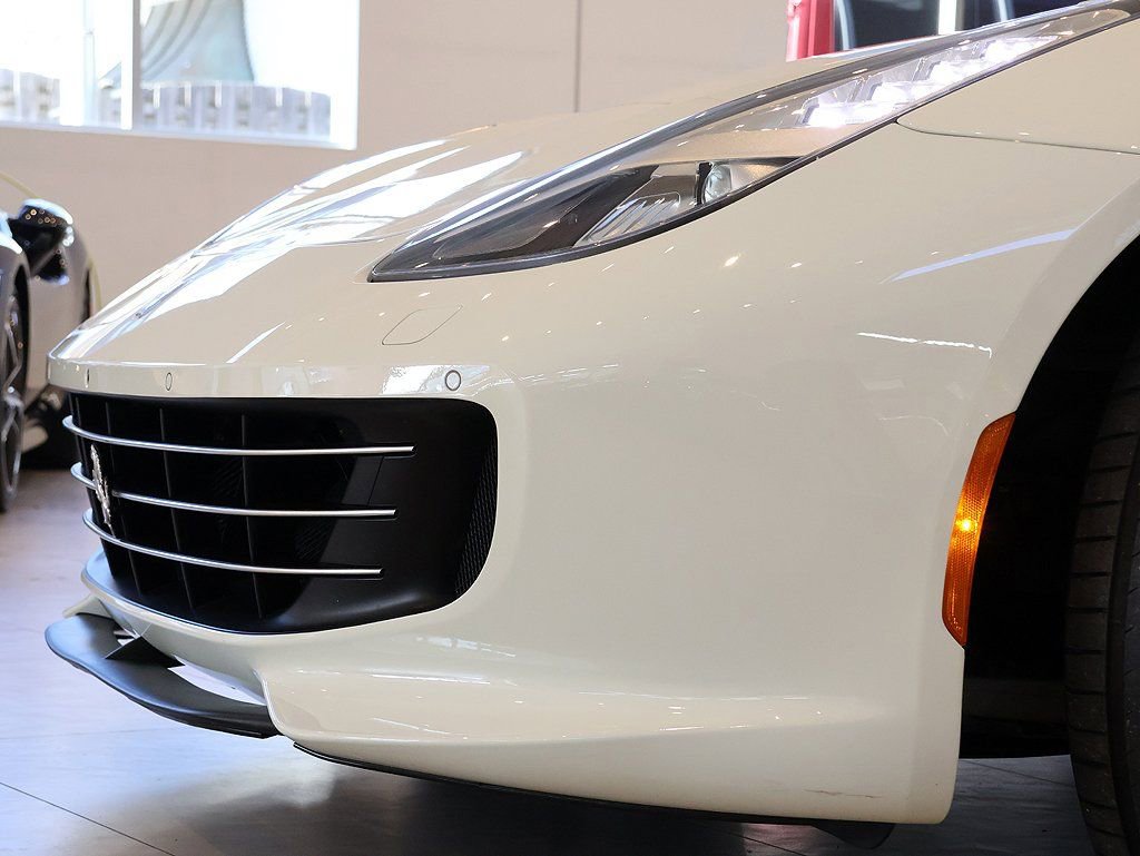 Certified 2018 Ferrari GTC4Lusso image 22