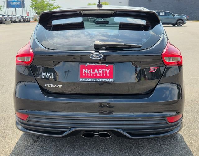Used 2016 Ford Focus ST w/ Equipment Group 402A FWD image 6