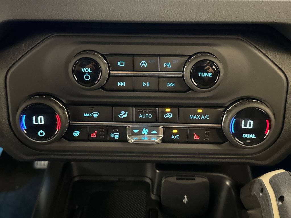 New 2026 Ford Bronco Badlands AWD/4WD image 12
