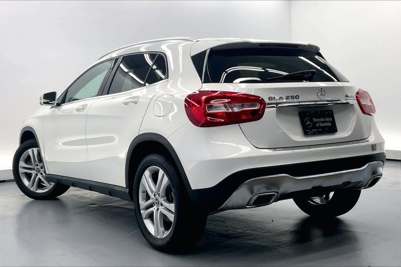 Used 2019 Mercedes-Benz GLA 250 4MATIC image 2