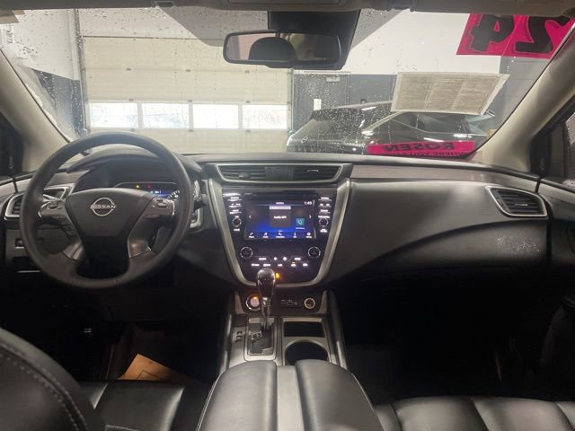 Certified 2024 Nissan Murano SV w/ SV Midnight Edition Package image 25