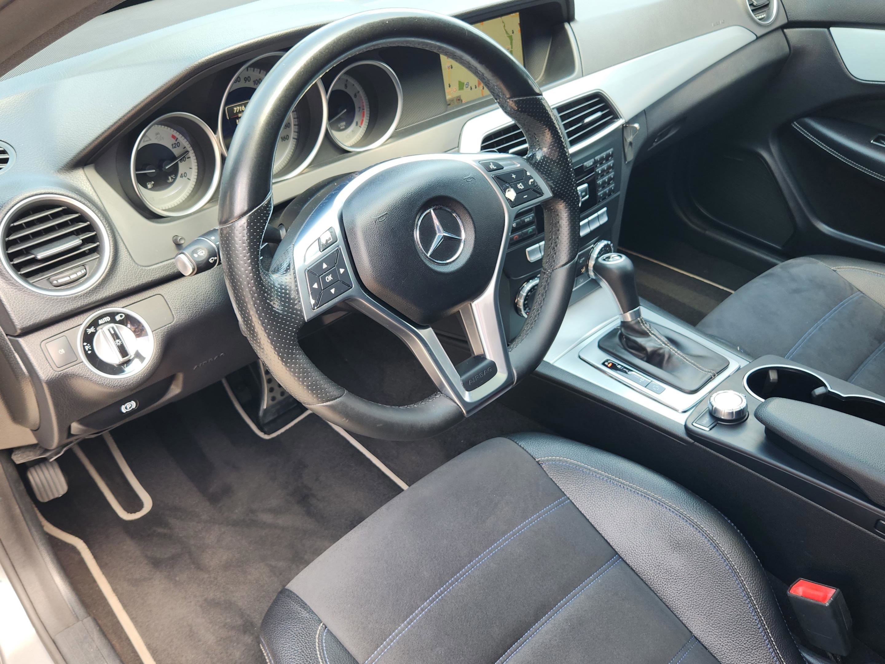 Used 2015 Mercedes-Benz C 250 Coupe image 19