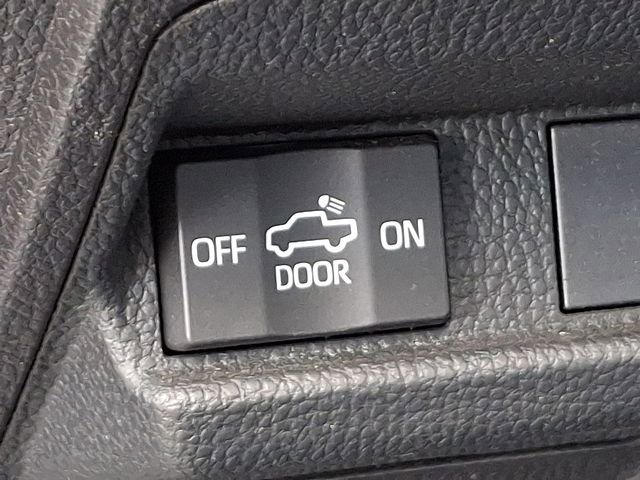 Used 2025 Toyota Tacoma TRD Off-Road image 30