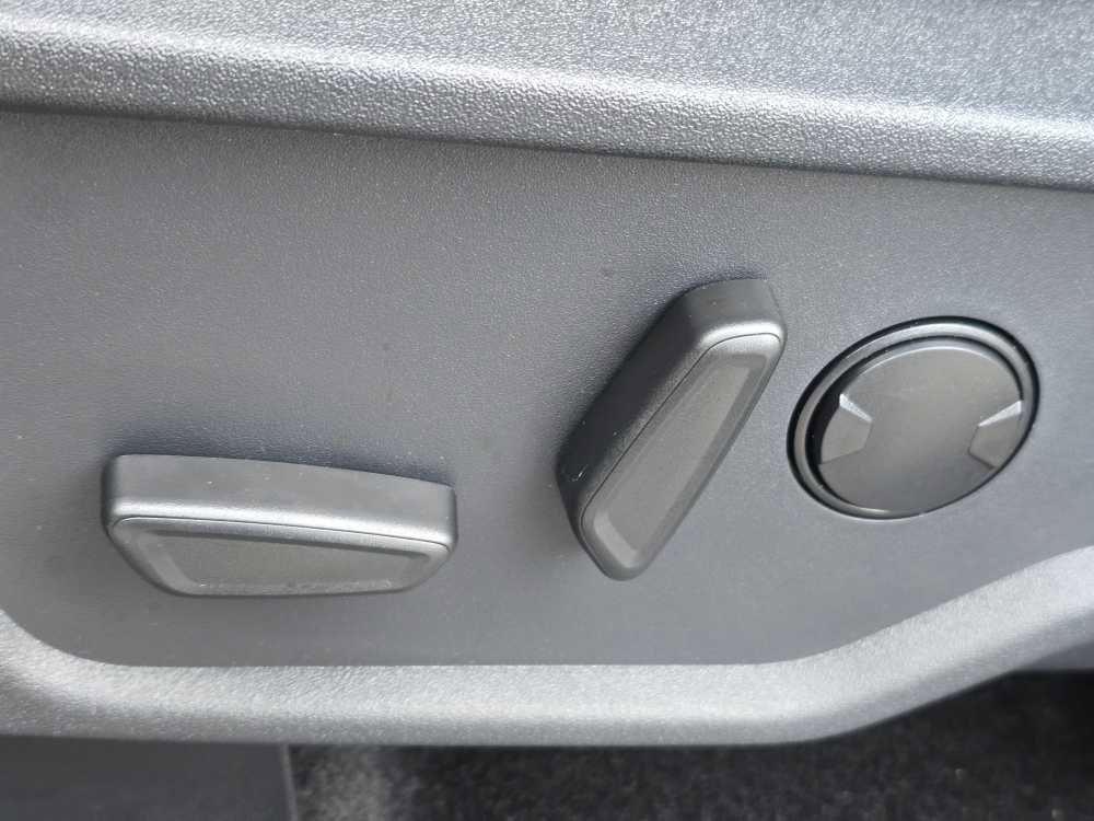 New 2025 Ford Bronco Badlands image 16