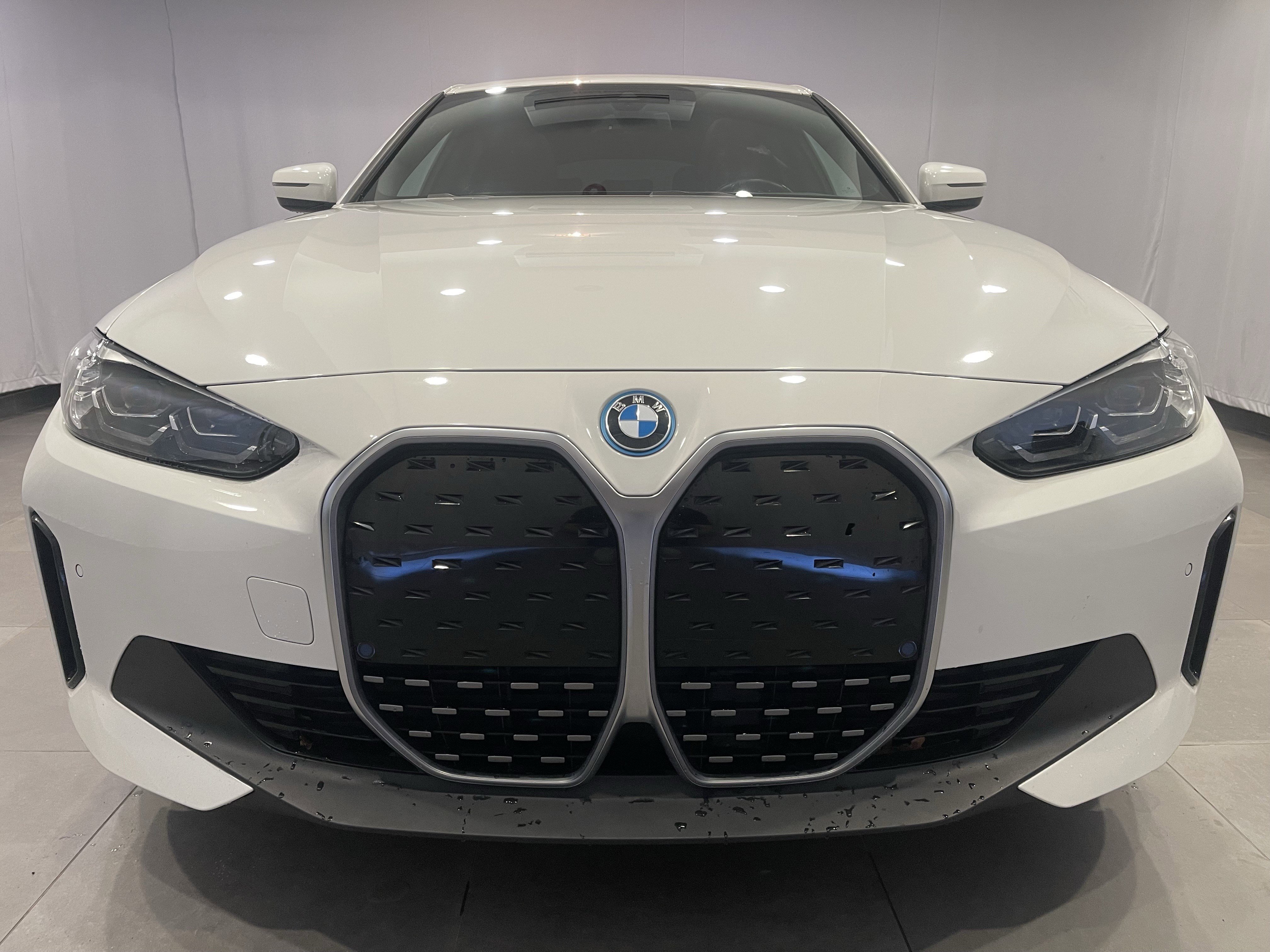 Used 2024 BMW i4 eDrive35 w/ Convenience Package RWD video 2
