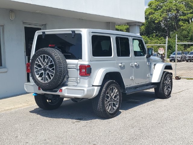 Used 2024 Jeep Wrangler High Altitude AWD/4WD image 7