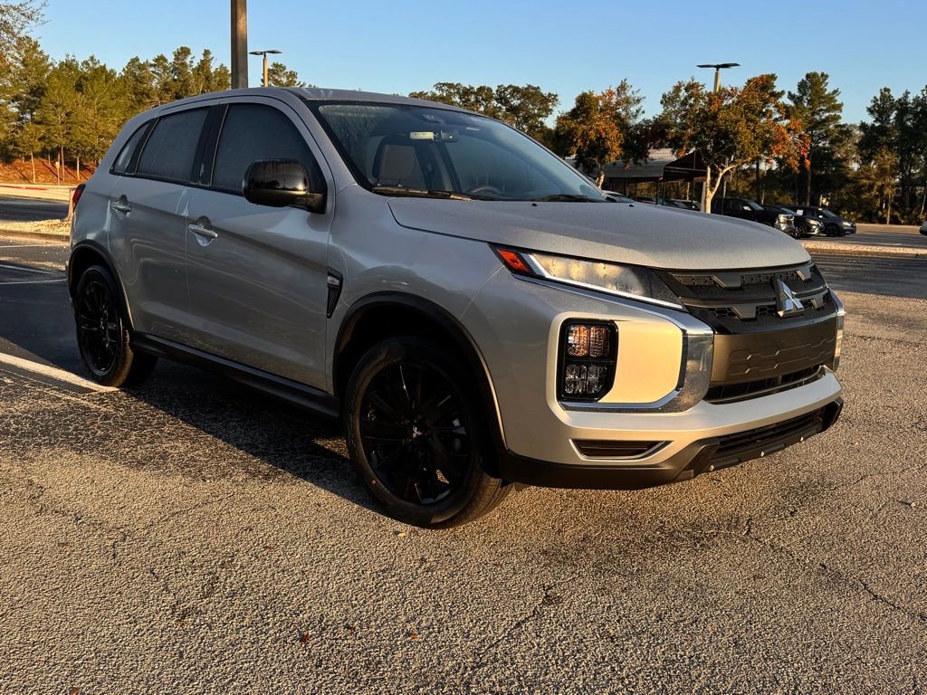 Used 2025 Mitsubishi Outlander Sport LE image 10
