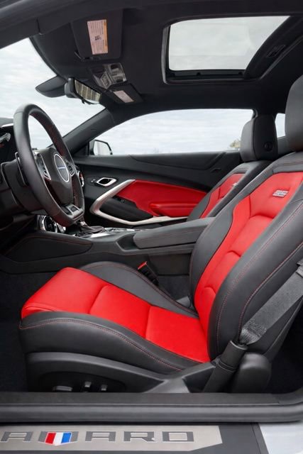 Used 2024 Chevrolet Camaro SS image 9