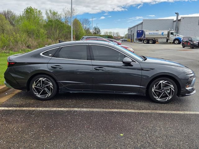 Used 2024 Hyundai Sonata SEL w/ Convenience Package image 12