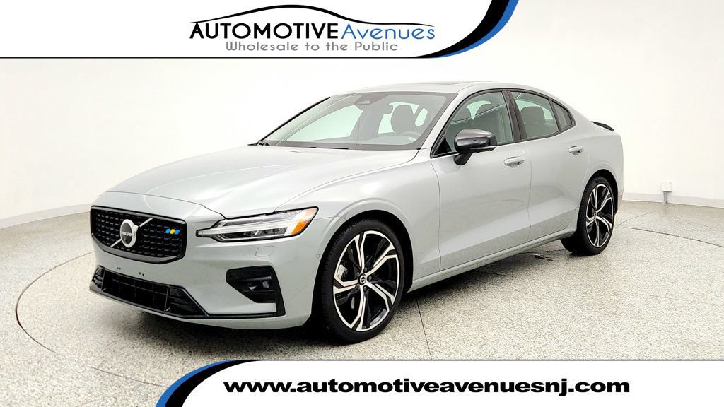 Used 2024 Volvo S60 B5 Plus w/ Climate Package FWD image 1