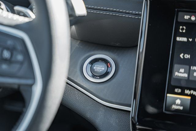 New 2026 Jeep Grand Cherokee Laredo X AWD/4WD image 31