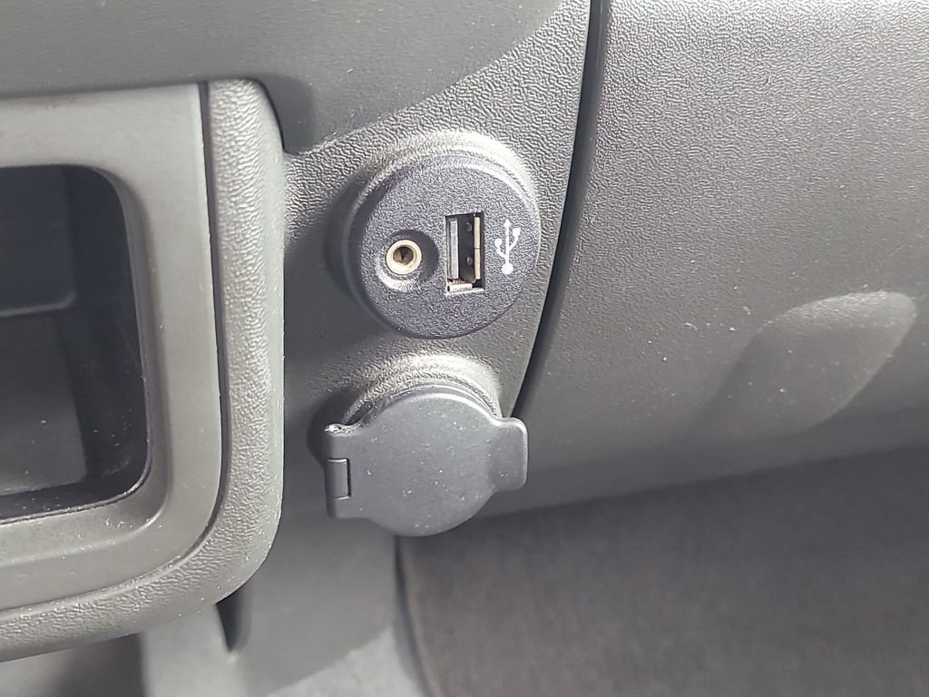 Used 2019 Nissan Frontier S image 20