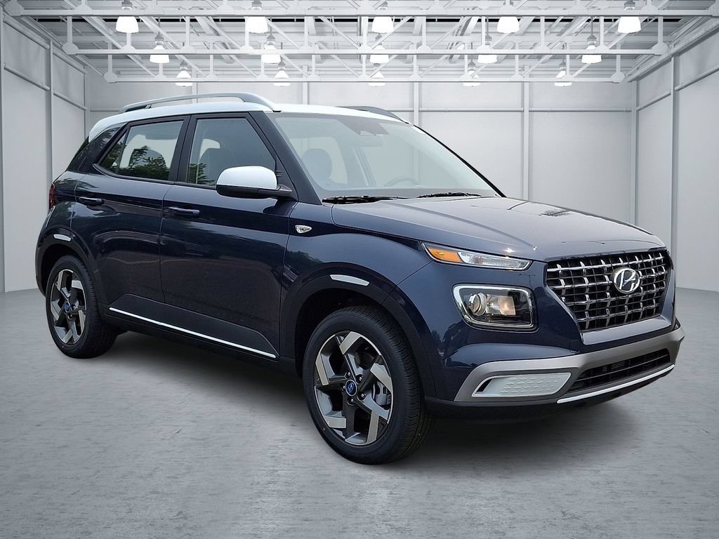 New 2026 Hyundai Venue SEL FWD image 2
