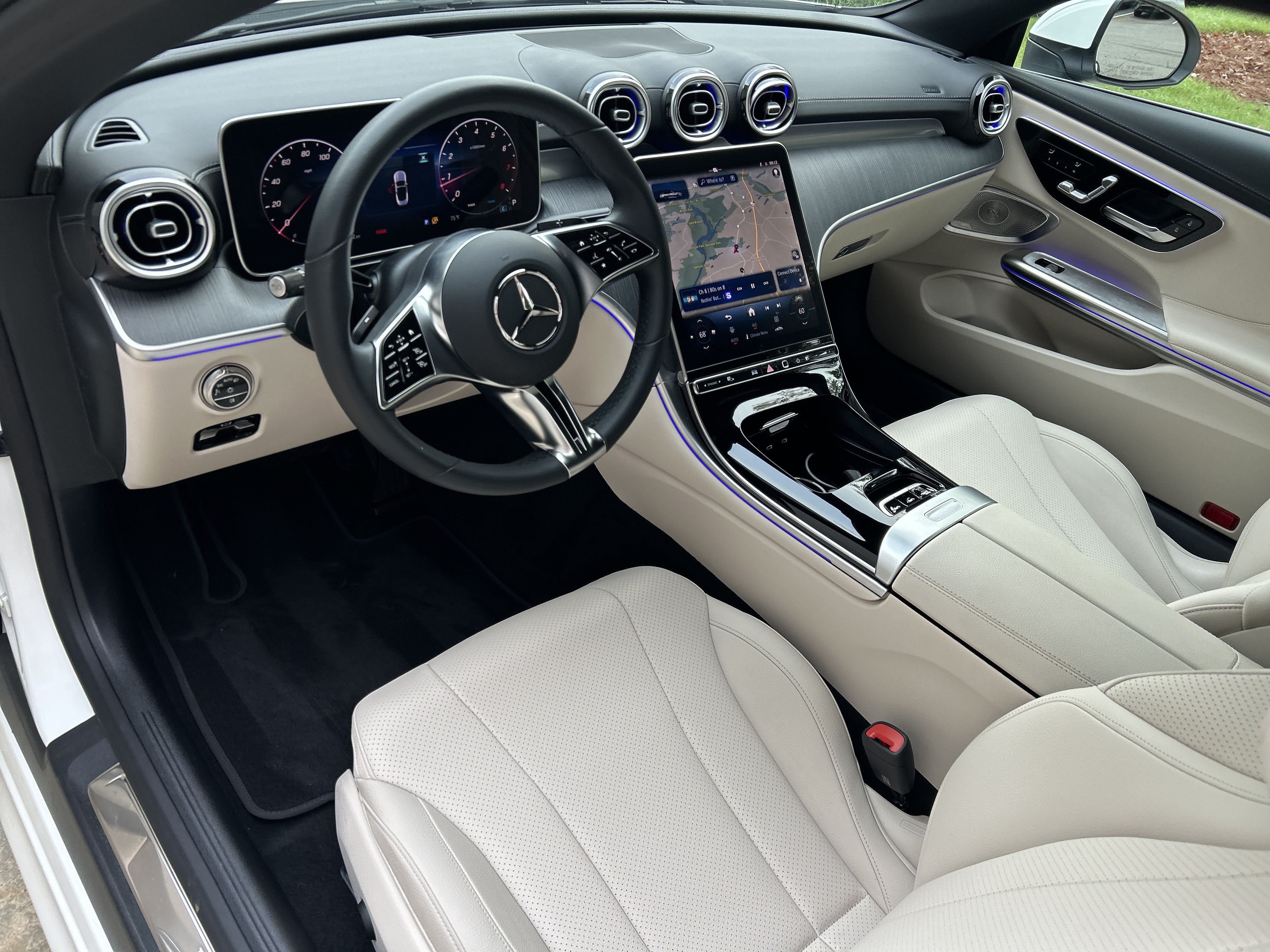 Certified 2025 Mercedes-Benz CLE 300 4MATIC Cabriolet image 30