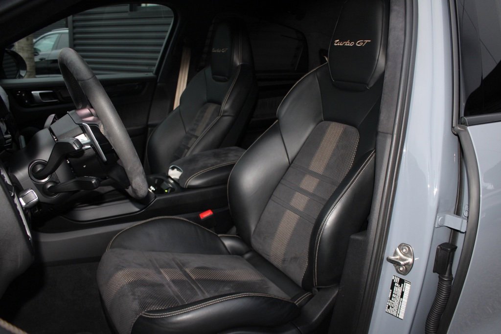 Certified 2023 Porsche Cayenne Turbo GT image 5