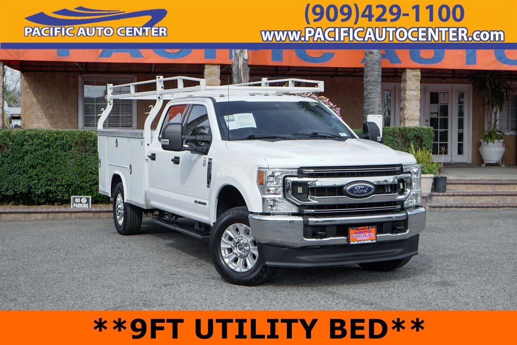 Used 2022 Ford F350 XLT image 1