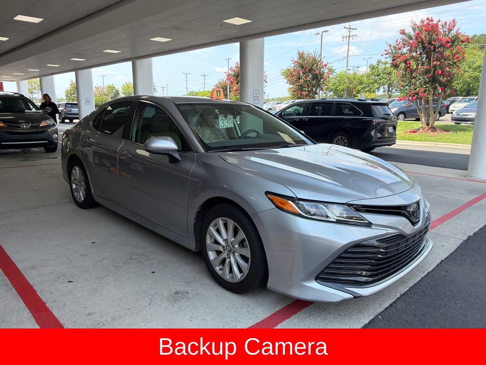 Used 2019 Toyota Camry LE FWD image 2