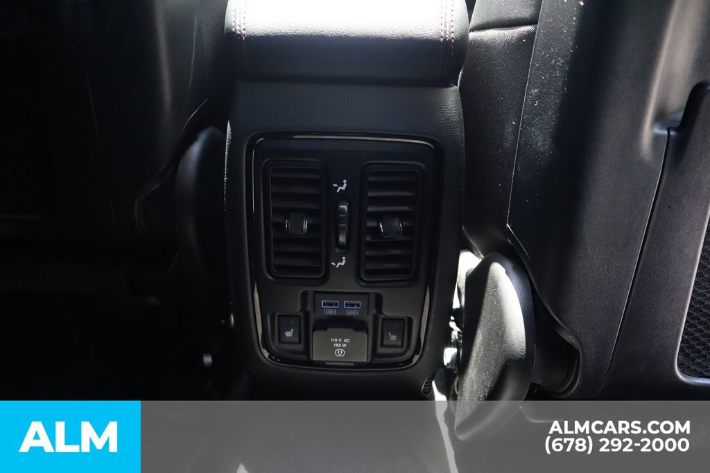 Used 2021 Dodge Durango R/T w/ Blacktop Package AWD/4WD image 27