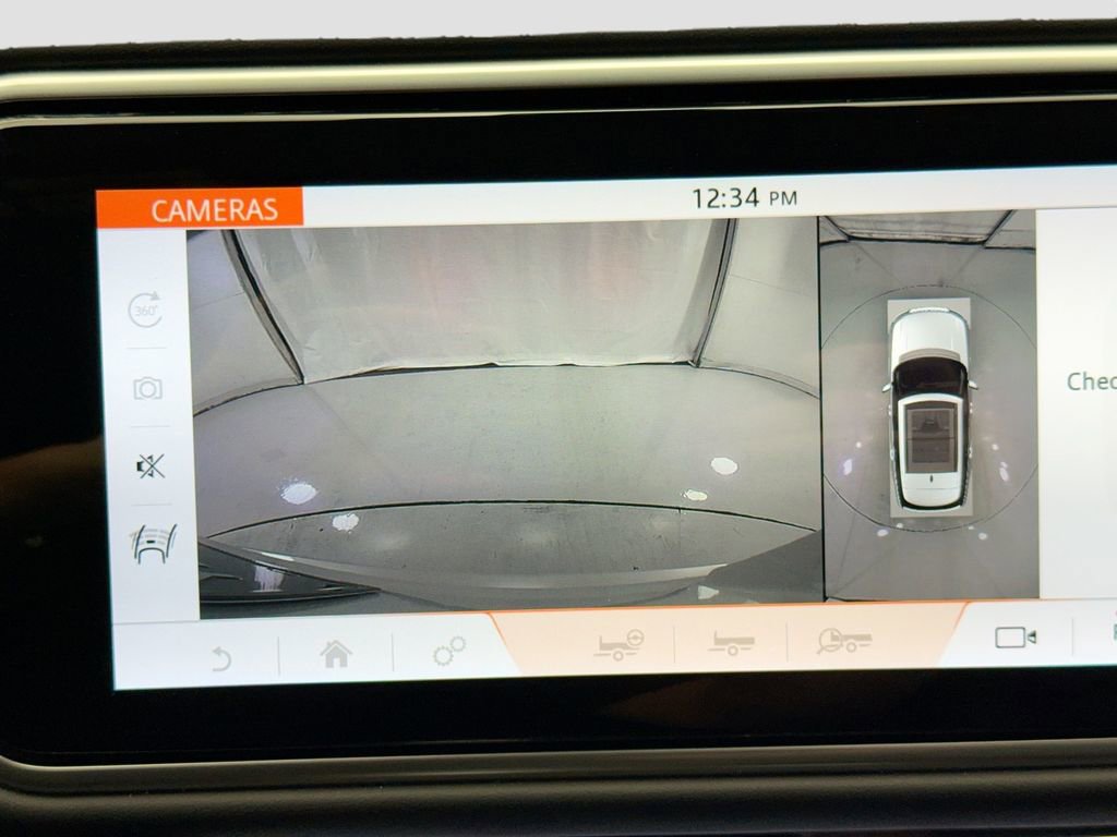 Used 2021 Land Rover Range Rover SV Autobiography Dynamic image 15